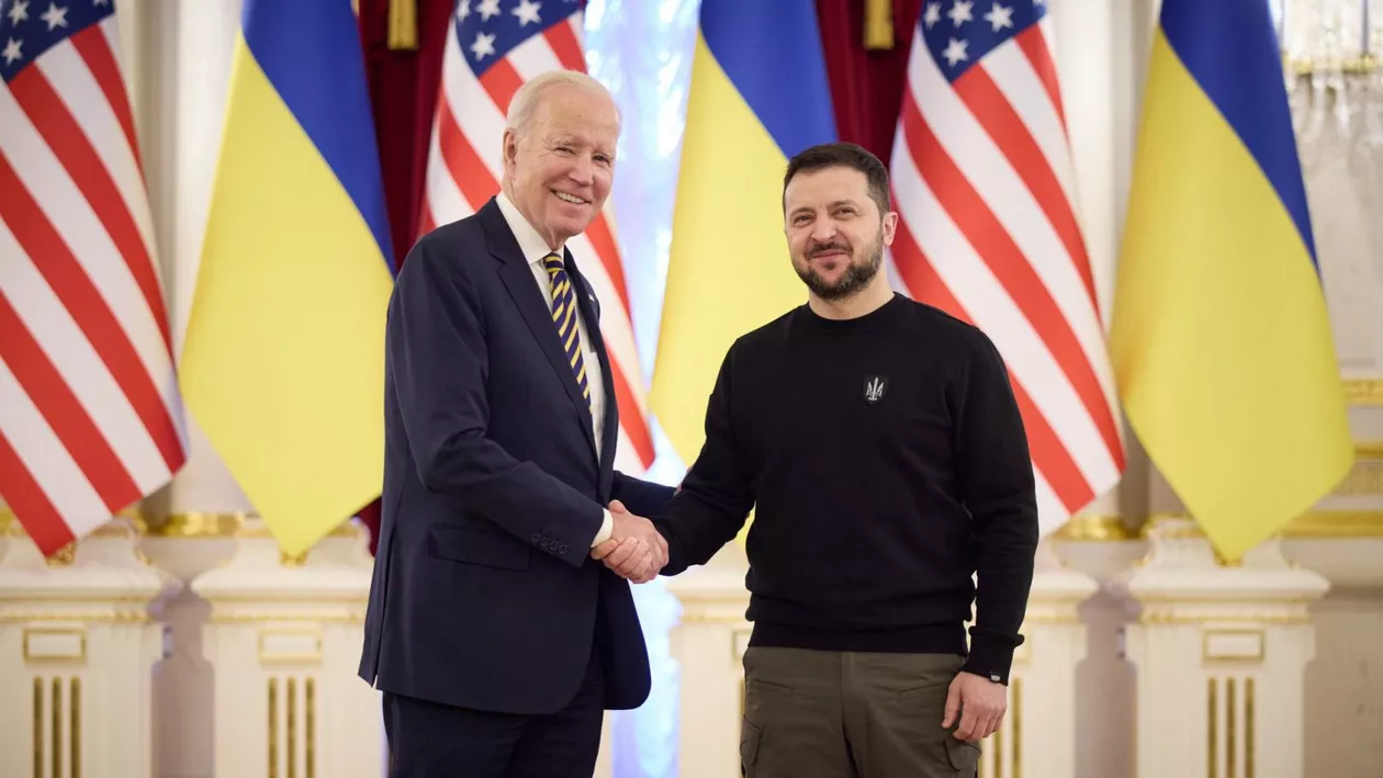 Joe Biden, vizită surpriză la Kiev. Zelenski: E un semnal important al sprijinului pe care-l primesc ucrainenii / Președintele SUA anunță un nou ajutor militar pentru Ucraina (VIDEO, FOTO)