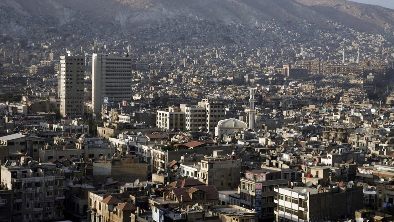 Siria: Un cartier din Damasc, lovit de o rachetă israeliană. 5 persoane au fost ucise