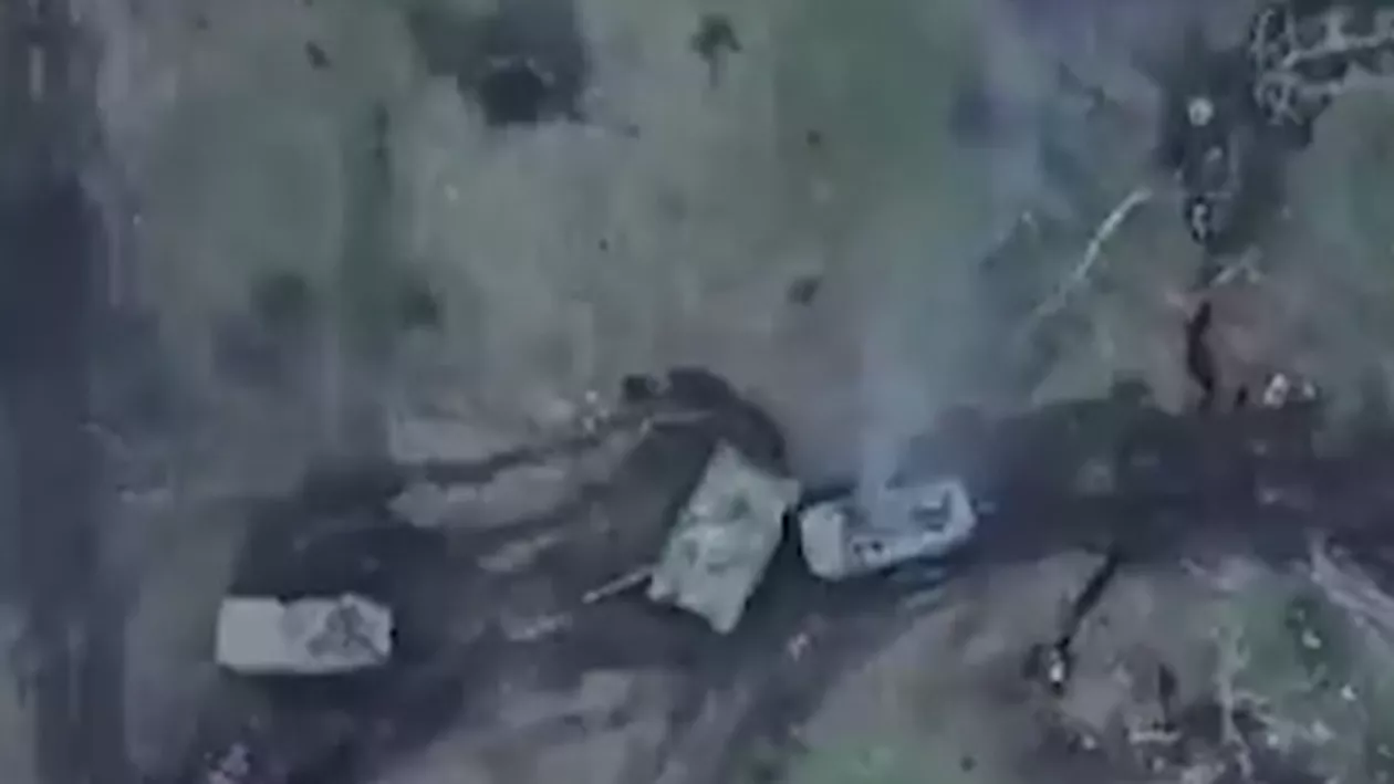 Un comandant rus de tanc și-a spulberat soldații cu turela, din greșeală (VIDEO)
