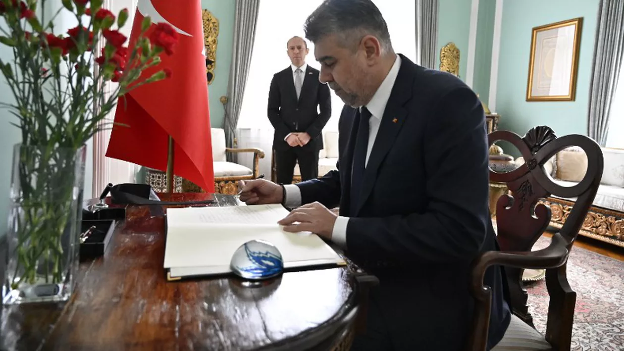 Ciolacu a semnat în Cartea de condoleanțe deschisă la Ambasada Turciei: L-am asigurat pe ambasador de „adânca noastră compasiune pentru toate persoanele afectate” de cutremure