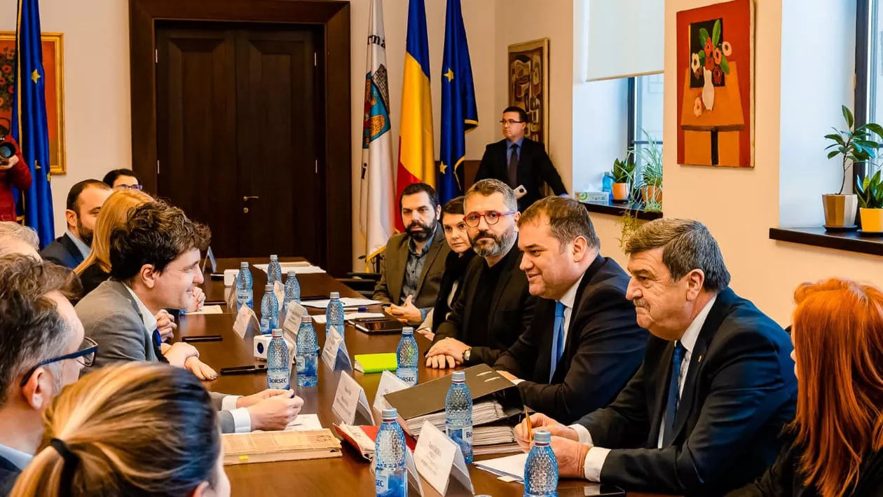 Discuție la PMB privind PUZ Zone Protejate. Nicușor Dan: Prefectul Toni Greblă a consultat actele în original și nu se pune problema să fie atacate în instanță