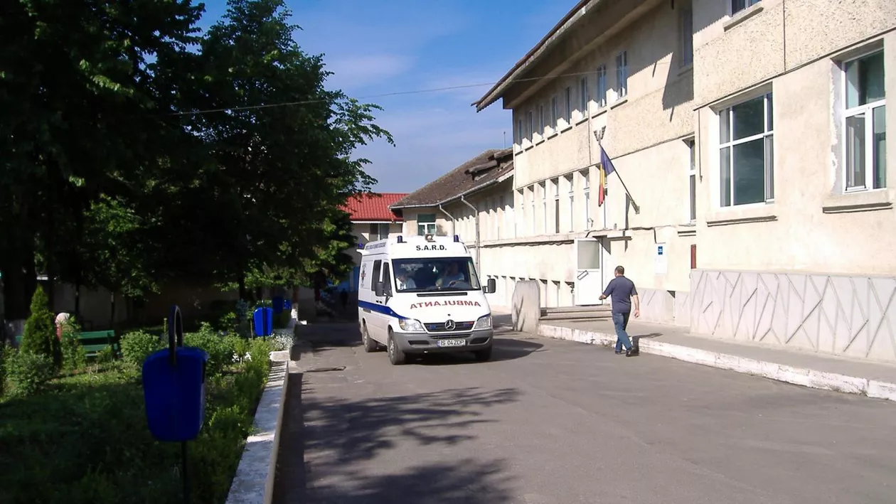 Un medic din Iași face naveta cu trenul de aproape 30 de ani: ”La noi nu este ca în fabrică, nu e un program fix