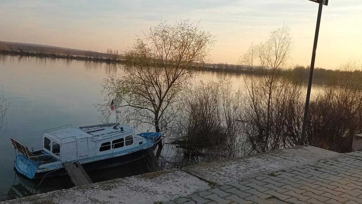 Tentativă de suicid în Corabia! O tânără a vrut să își pună capăt zilelor aruncând-se în apele Dunării (VIDEO)
