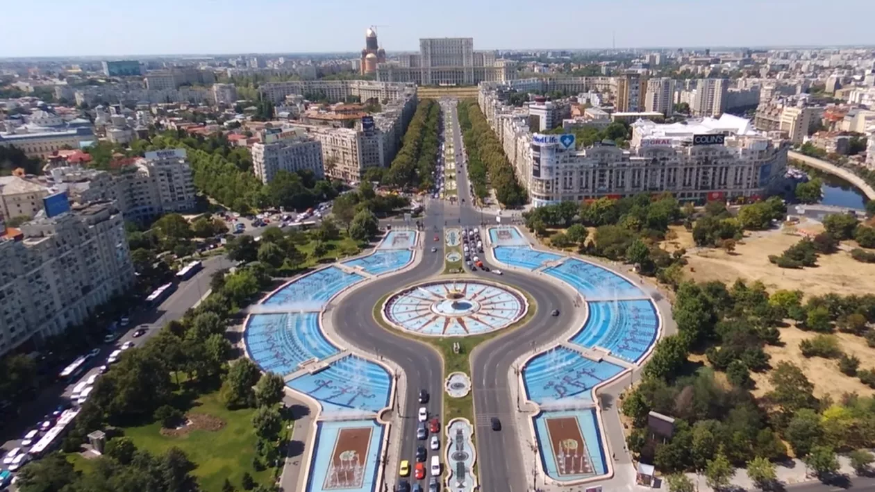 Mașinile cu o greutate mai mare de 3,5 tone, interzise în Piața Unirii din București / Ce autoturisme sunt exceptate de la regulă