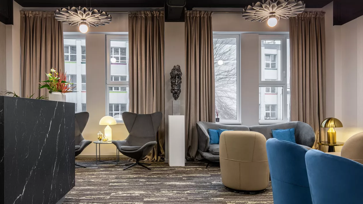 Descoperă spațiile de birouri full-service din centrul Bucureștiului oferite de H Private, ideale pentru companiile care pun preț pe eficientizarea costurilor și confort!