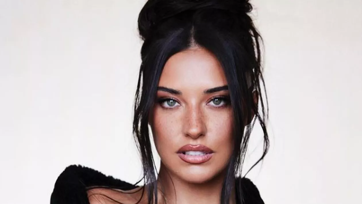 Cât costă cizmele pe care le-a purtat Antonia la Neversea. Suma este exorbitantă