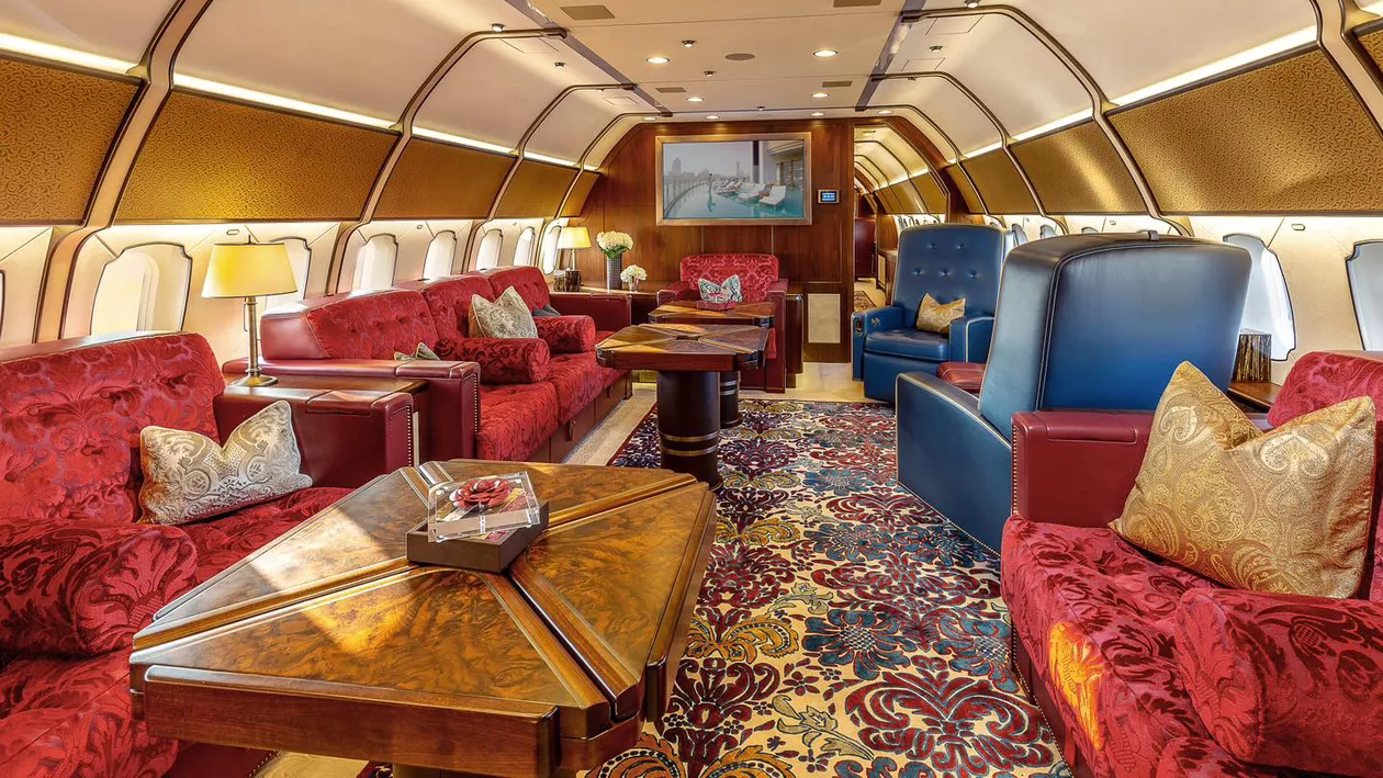 Klaus Iohannis își începe turneul în America Latină cu vizita în Brazilia. Președintele a plecat cu același avion de lux folosit pentru deplasarea în Japonia / Costurile zborurilor, ținute la secret (FOTO)