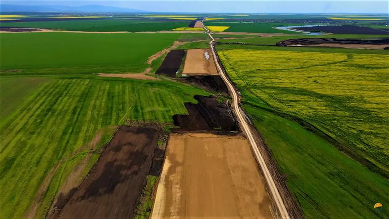 Probleme pe Autostrada „Moldovei” A7: „Este rușinos. La marea descărcare arheologică de lângă Mizil se mișcau mai mulți arheologi decât utilajele constructorilor (VIDEO)