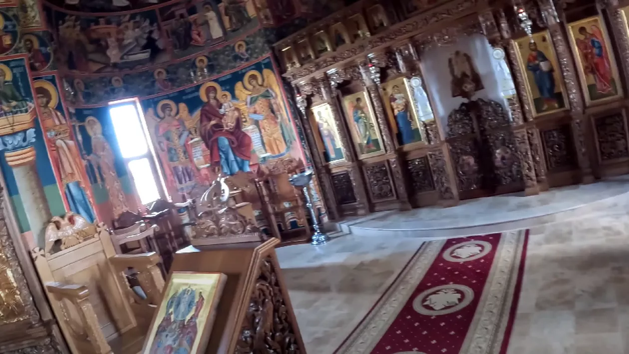 Un clujean a prădat trei biserici într-o singură noapte și a plecat cu toți banii din cutia milei. Prejudiciul este uriaș