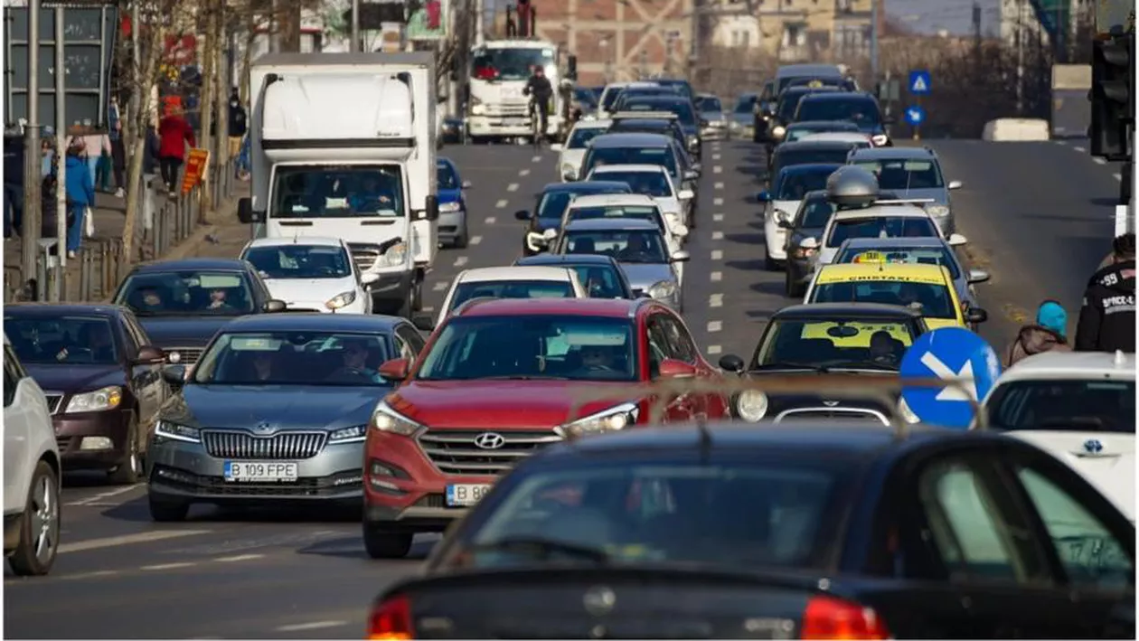 Începerea școlii a blocat traficul în București. Cele mai afectate zone