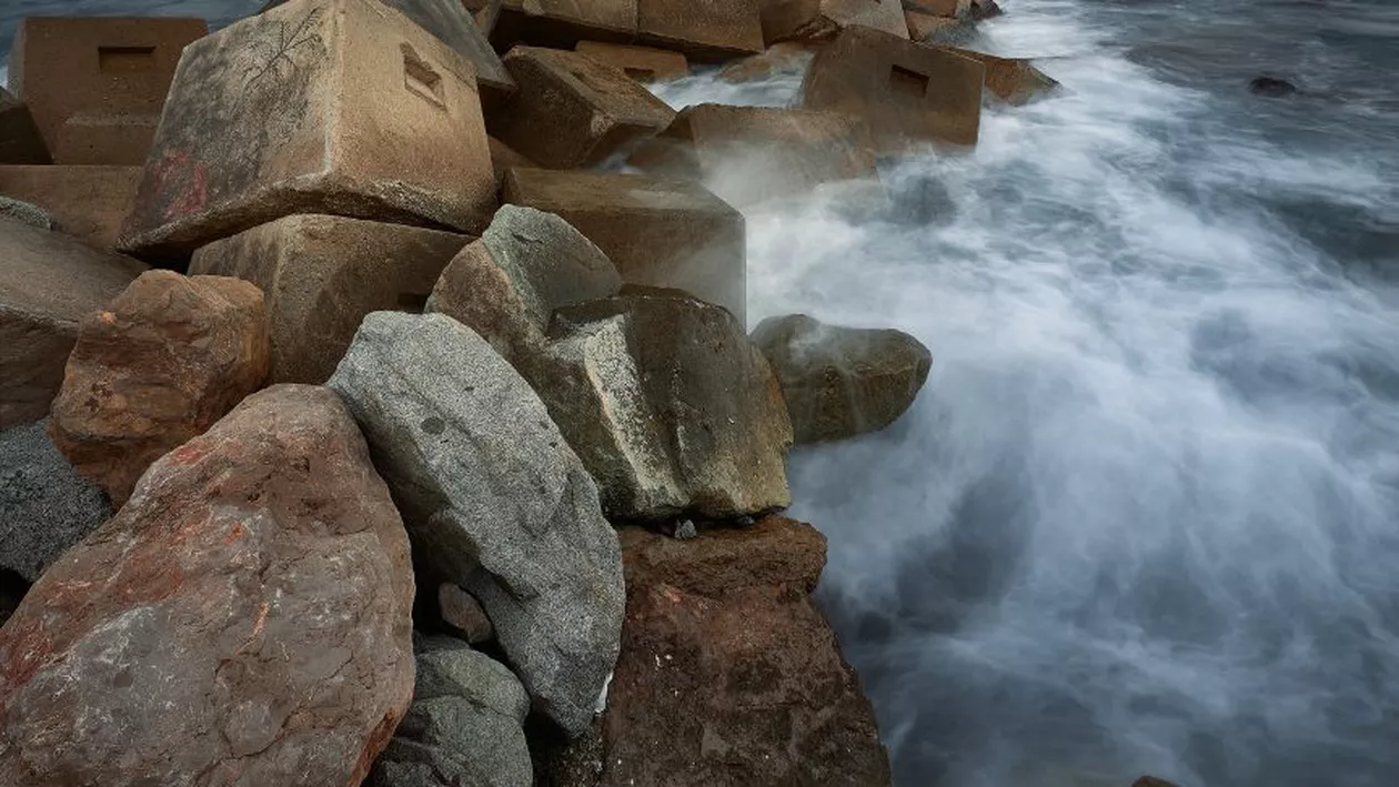 Furtuna Mathis, care a lovit Marea Britanie, se îndrepată către România