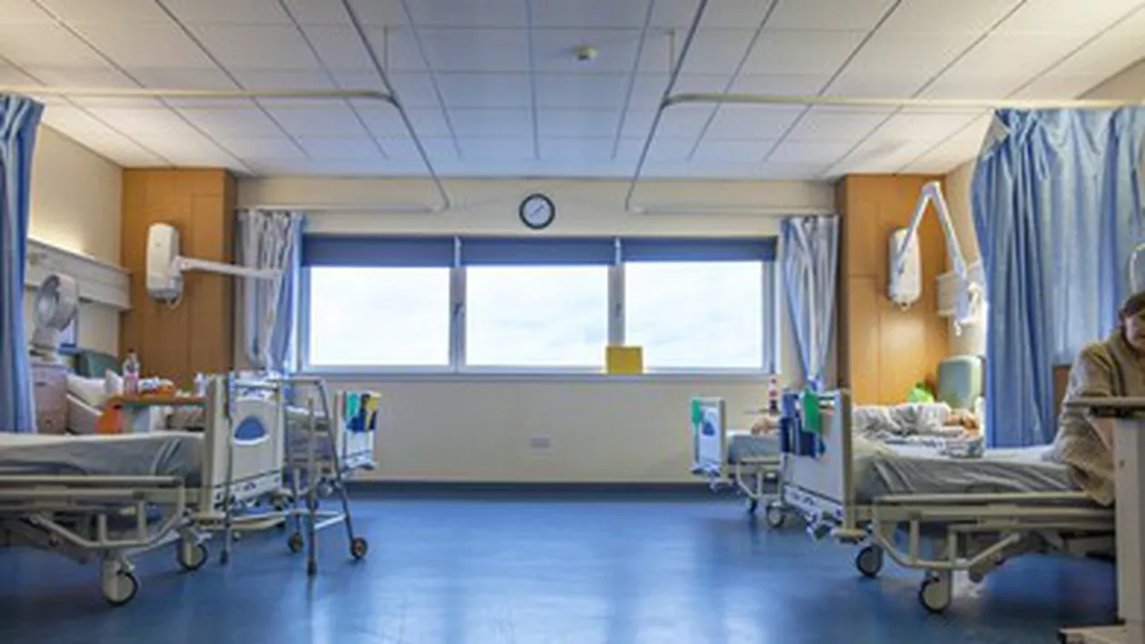 O femeie a încercat să fugă dintr-un spital din Turcia după operația estetică. Care a fost motivul
