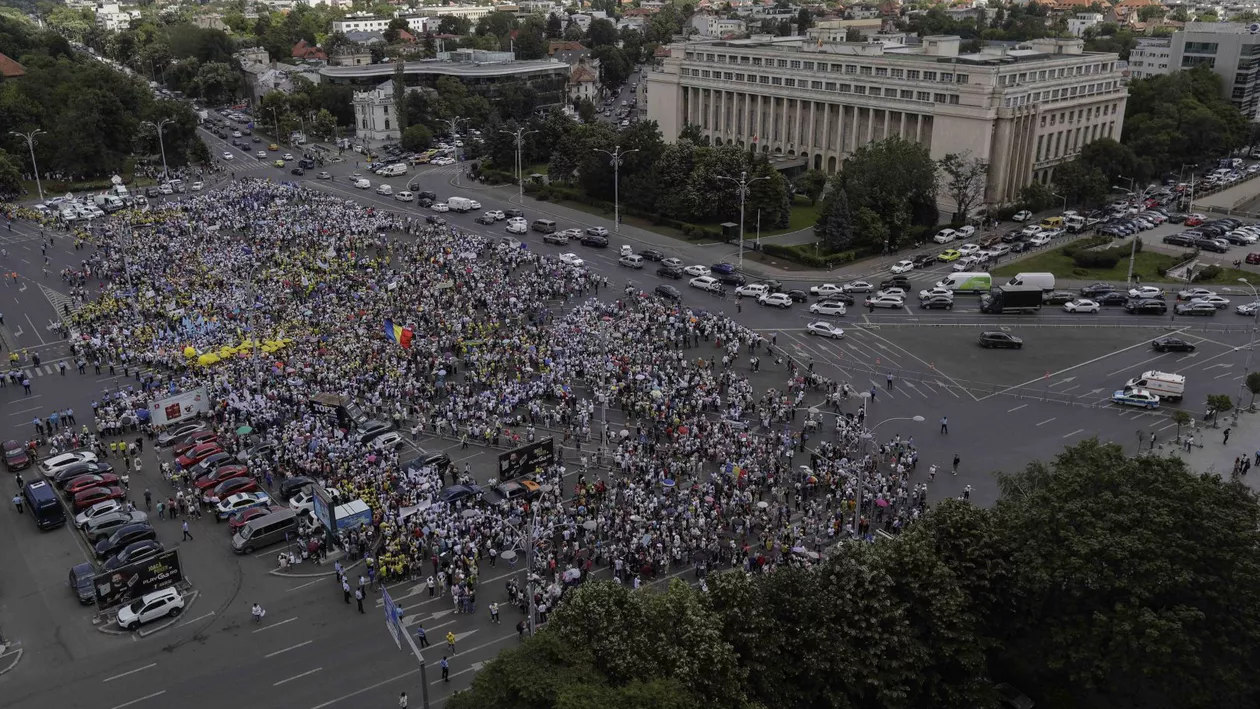 Guvernul nu i-a convins pe profesori. Sindicaliștii continuă protestele