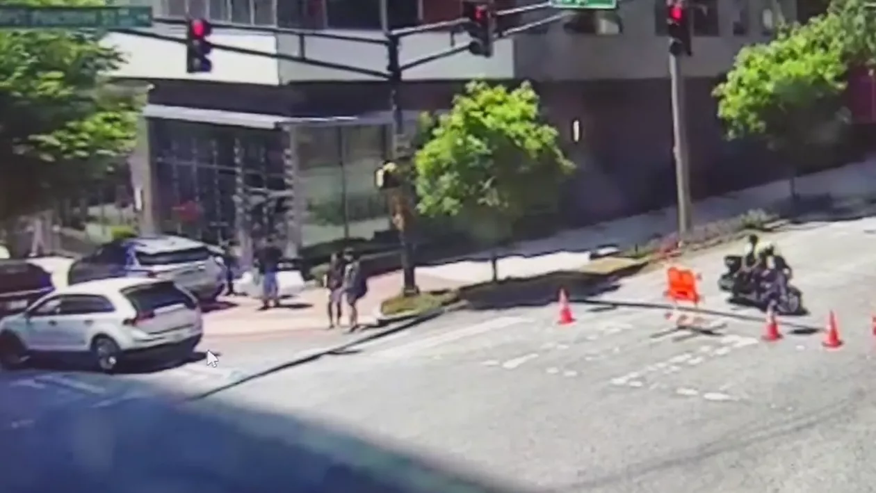 Atac armat în SUA: Cel puțin o persoană a murit și alte patru sunt rănite