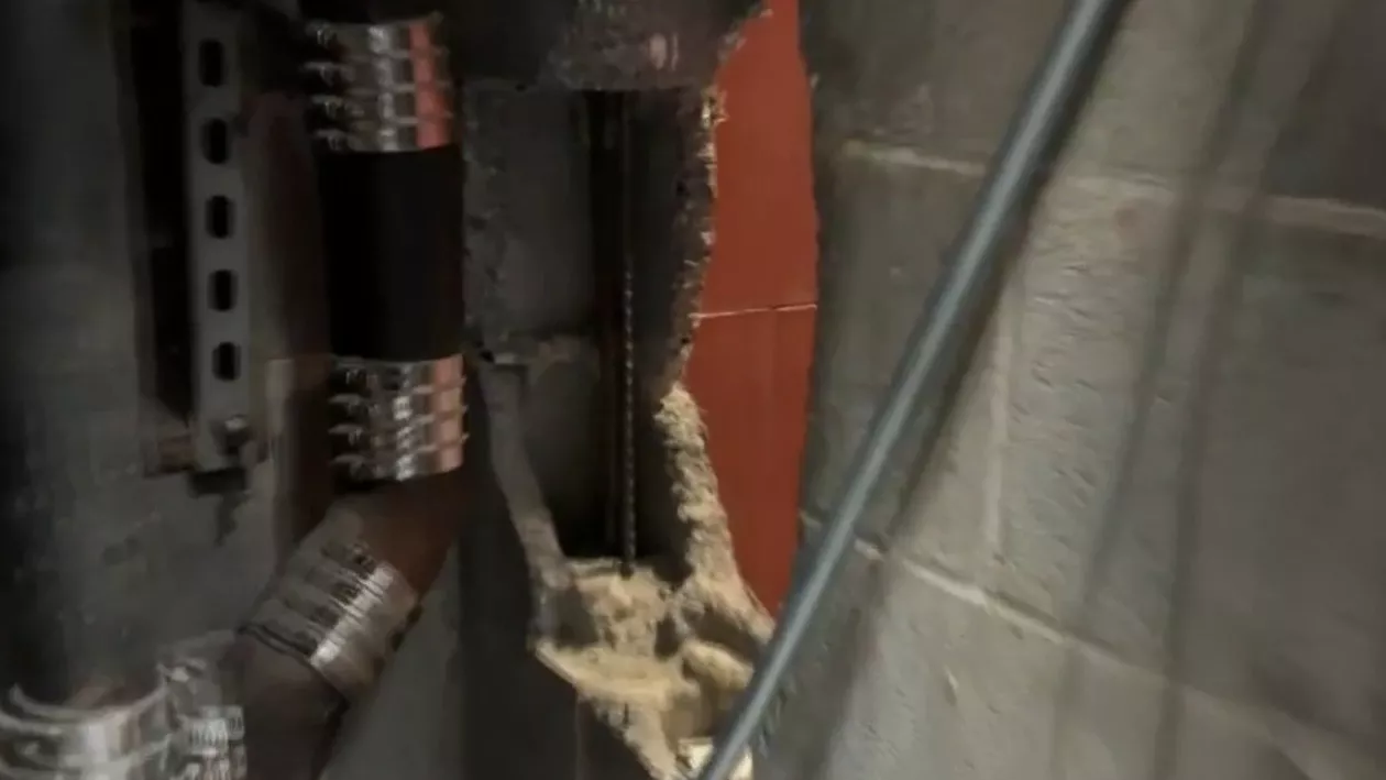 Gestul disperat al unui deținut: A făcut un tunel prin perete și a înjunghiat un bărbat din celula vecină