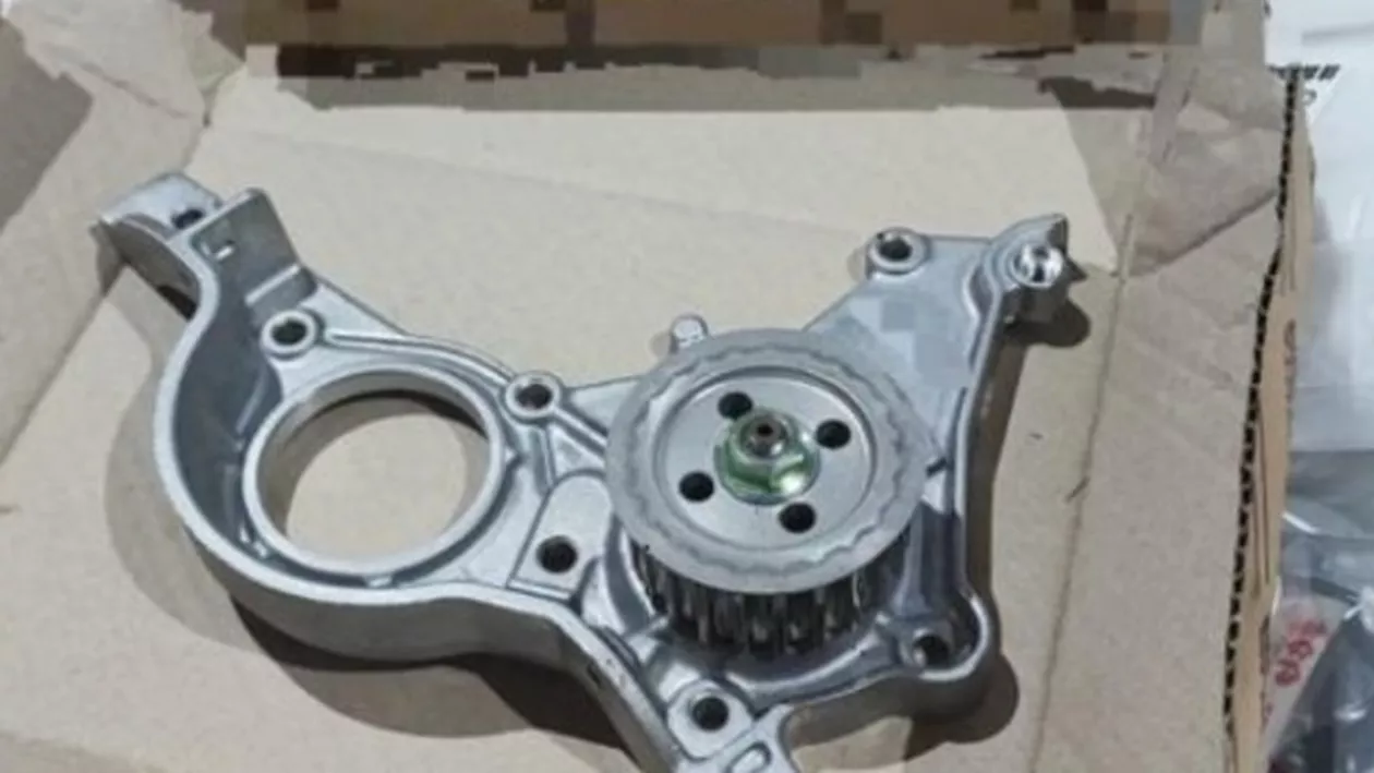 Mii de piese auto contrafăcute, în valoare de 2,5 milioane de lei, descoperite într-un container din Portul Constanța