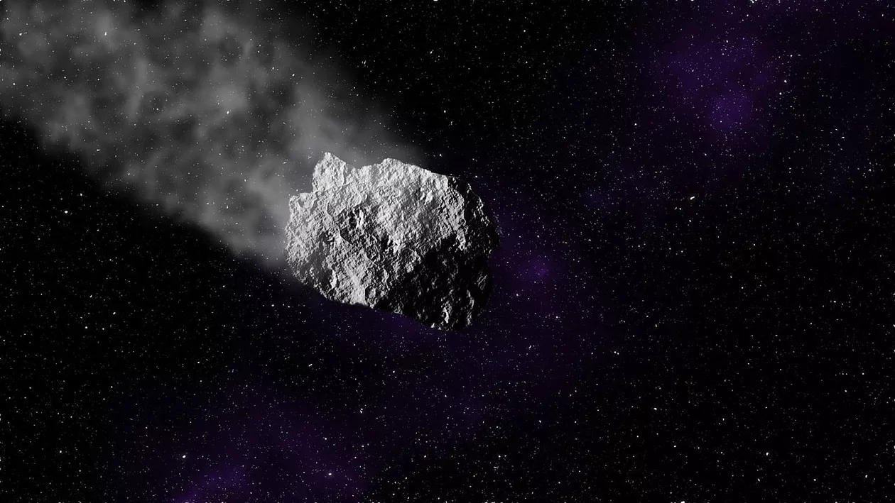 Un asteroid mai mare decât un teren de fotbal a intrat pe orbita Pământului