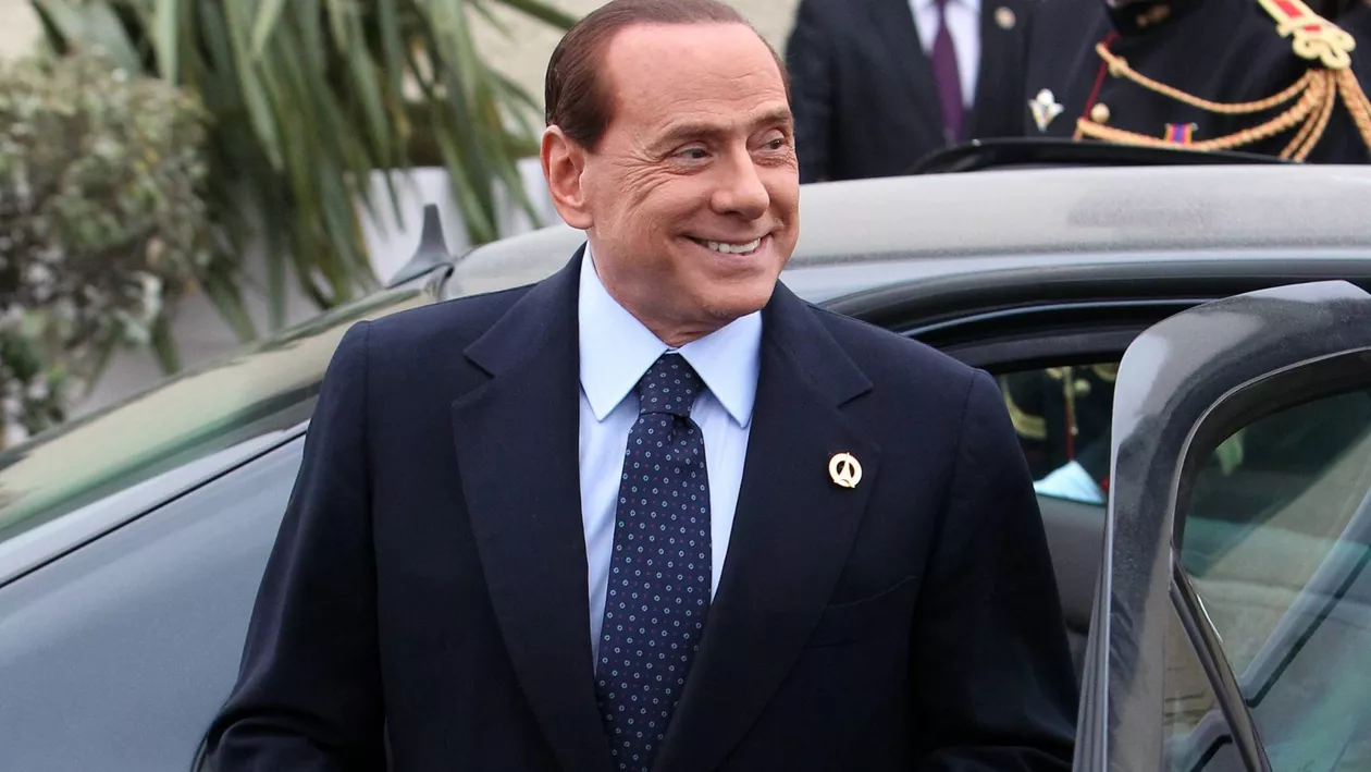 O stradă din Italia va purta numele lui Silvio Berlusconi, în ciuda regulilor obișnuite