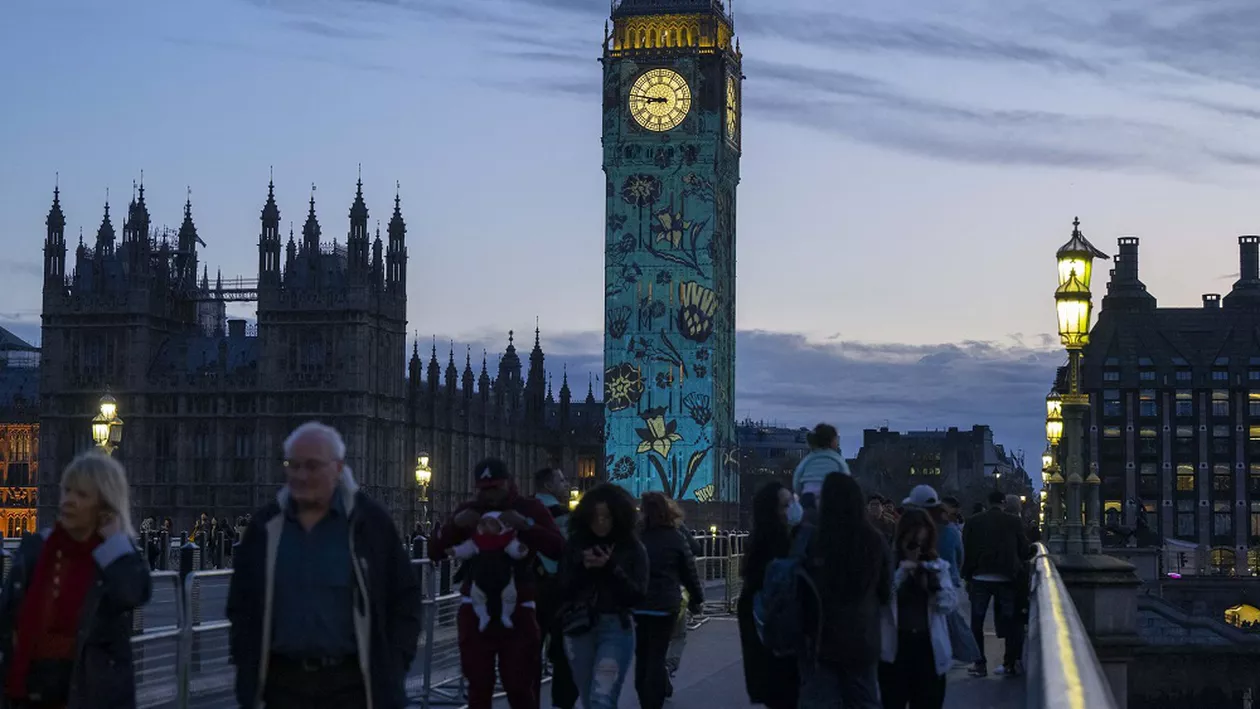 Cum se raportează britanicul de rând la încoronarea Regelui Charles al III-lea. Români stabiliți în Regat, pe B1 TV, despre atmosfera din centrul Londrei și din restul țării (VIDEO)