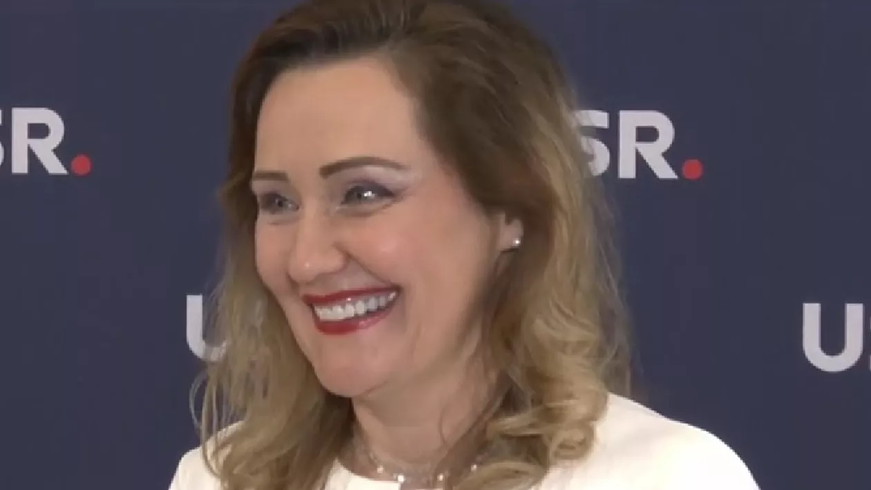 Elena Lasconi, la Congresul USR: Am semnat contracte pe fonduri europene cât e bugetul Câmpulungului pe 41 de ani. Sunt tot timpul printre oameni și îmi doresc să fiu primar într-un oraș fericit (VIDEO)