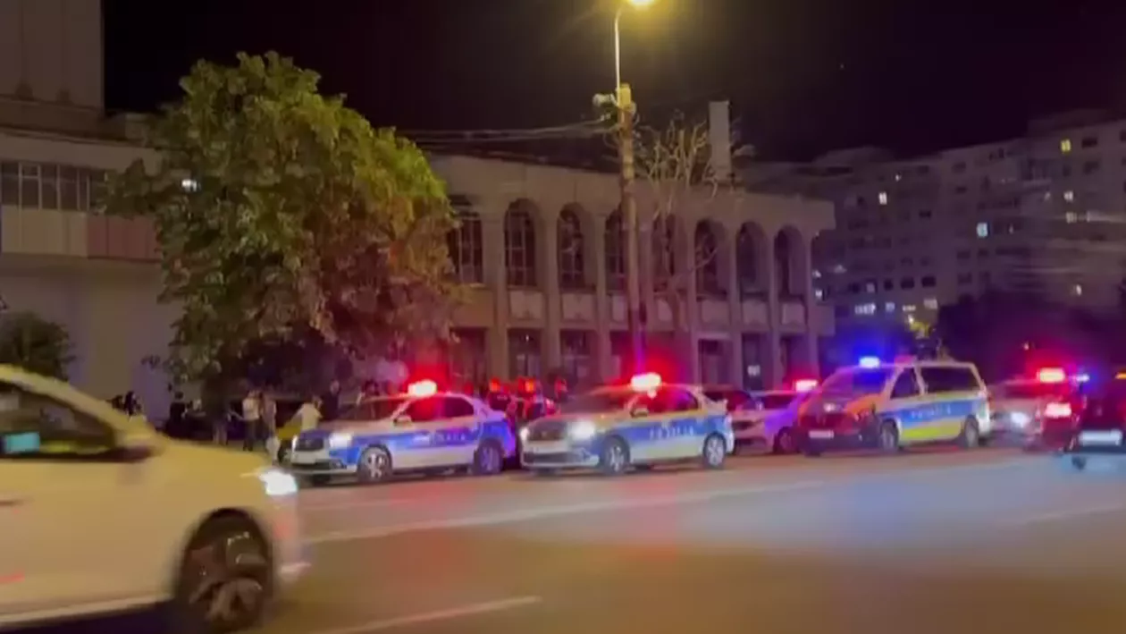 Desfășurare impresionantă de forțe la Constanța. Mai multe persoane s-au luat la bătaie cu lopețile într-un cartier din centrul orașului