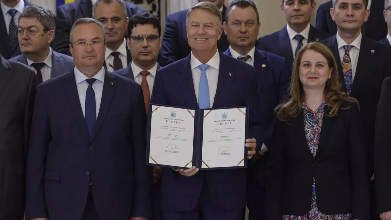 Iohannis, după ce a promulgat controversatele Legi ale Educației: Proiectul „România Educată” e un angajament îndeplinit / Legile în sine nu vor rezolva problemele dacă nu vor fi puse în aplicare (VIDEO)