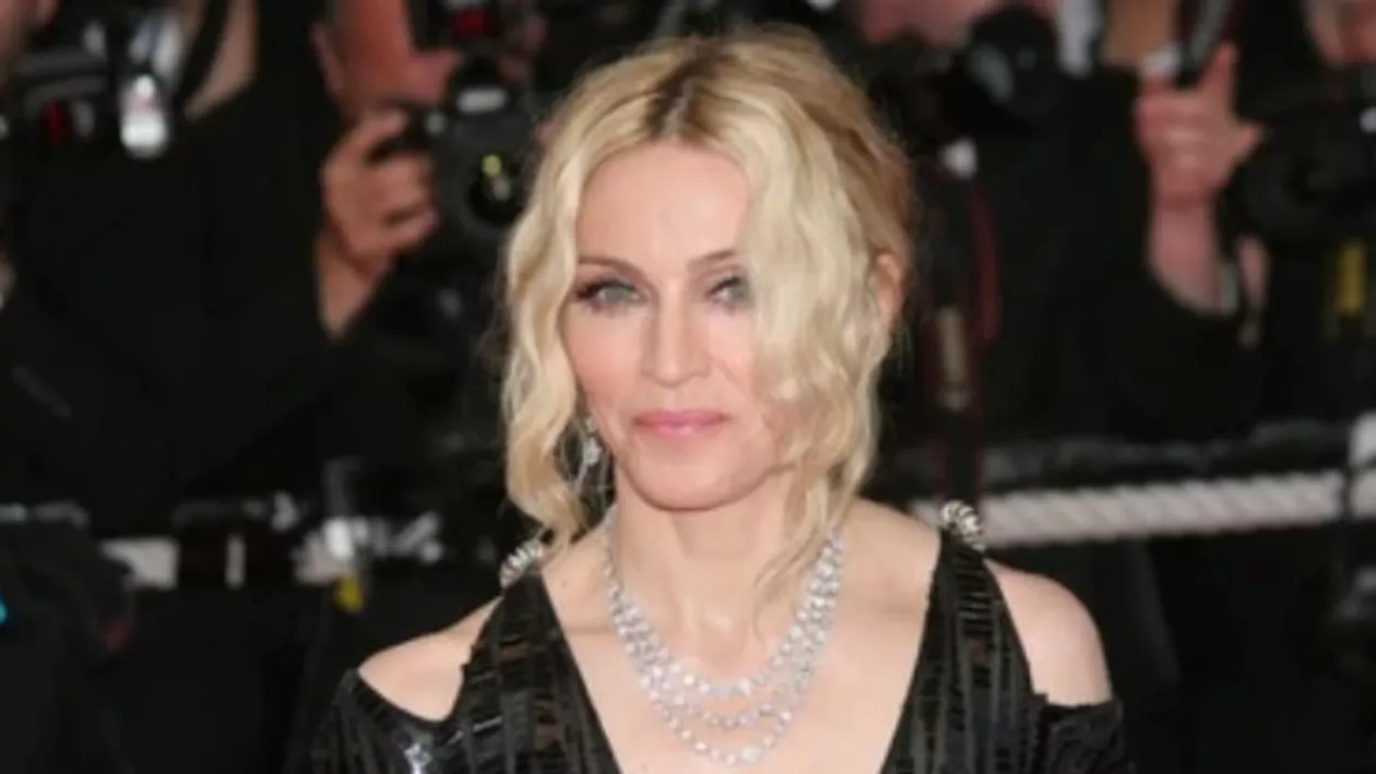 Madonna a oferit detalii despre aventura cu Michael Jackson. „Nu va mai exista nimeni ca el”