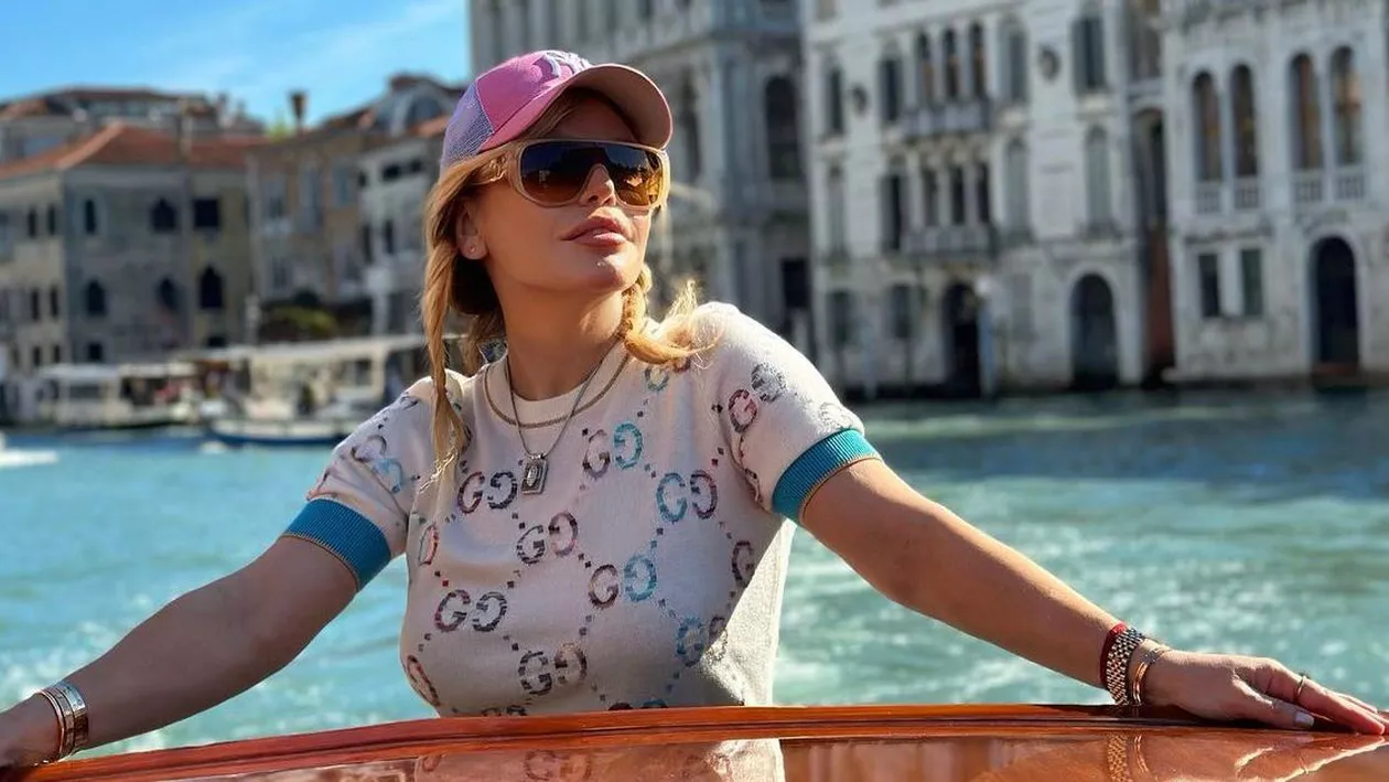 Loredana Groza, ironizată după ce s-a îmbrăcat într-o păpușă: „Barbie după o săptămână în Vaslui!” (FOTO)