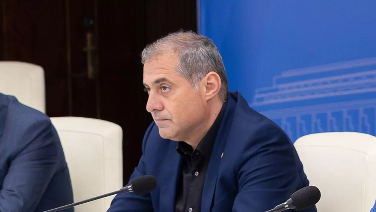 Măsurile Guvernului pentru acoperirea găurii din buget au înfuriat mediul de afaceri. Jianu: Nu-i normal să achităm noi nota de plată. Guvernul întâi să reducă numărul de ministere și de agenții. Cu pensiile speciale ce s-a mai întâmplat? (VIDEO)