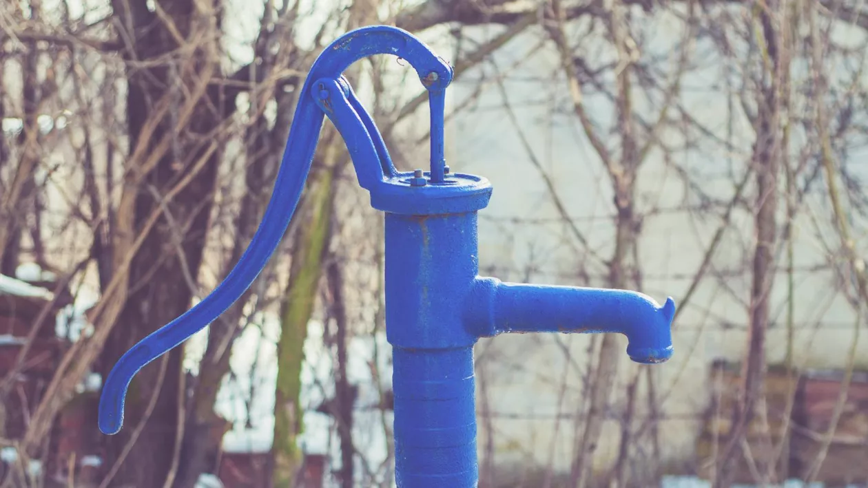 Locuitorii unei comune din România sunt monitorizați cu dronele / De ce au luat autoritățile o astfel de decizie