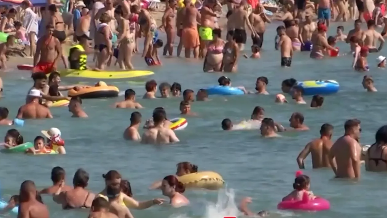 Staţiunea în vogă în vara lui 2023. A depăşit Mamaia în topul popularităţii: „E mai frumos aici”