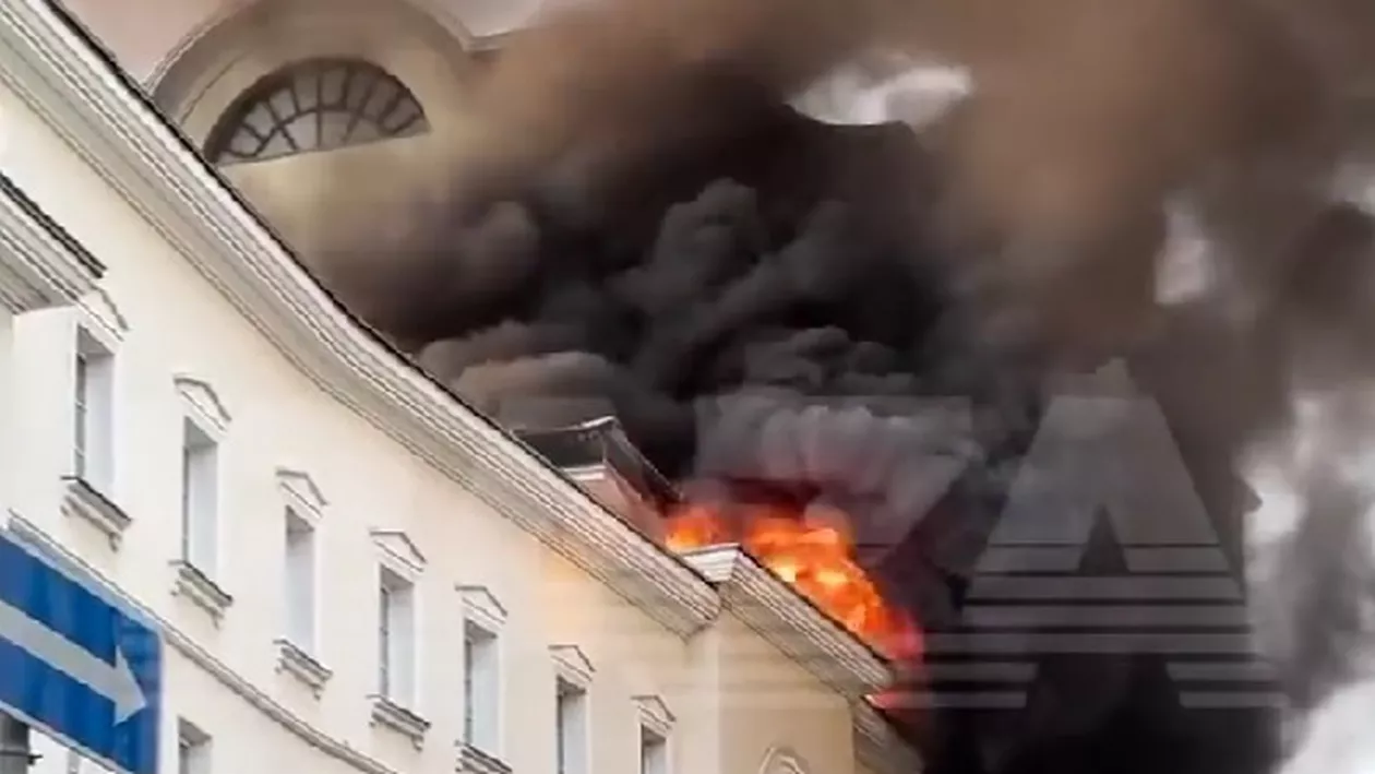 Incendiu masiv la o clădire istorică din centrul Moscovei (VIDEO)