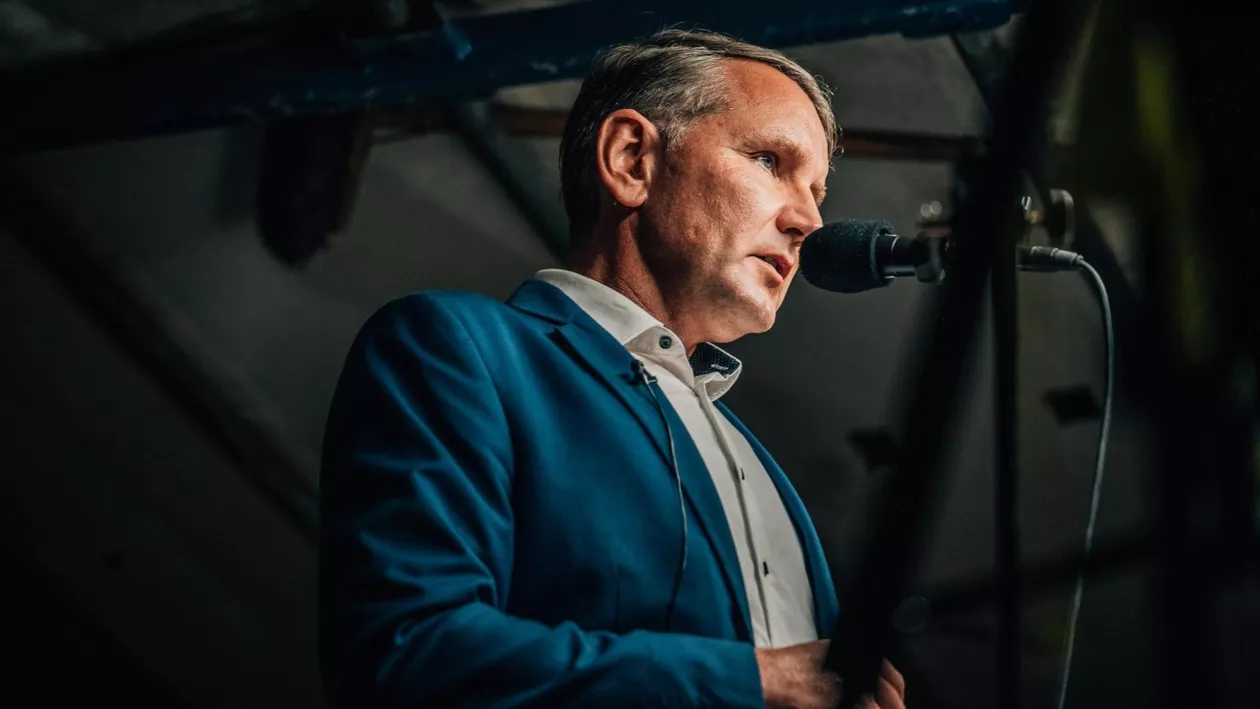 Situație tensionată în Germania! Un politician a spus că vrea să scoată copiii cu dizabilități din școlile normale / Jens Brandenburg: „Höcke este cunoscut pentru referințele sale naziste”