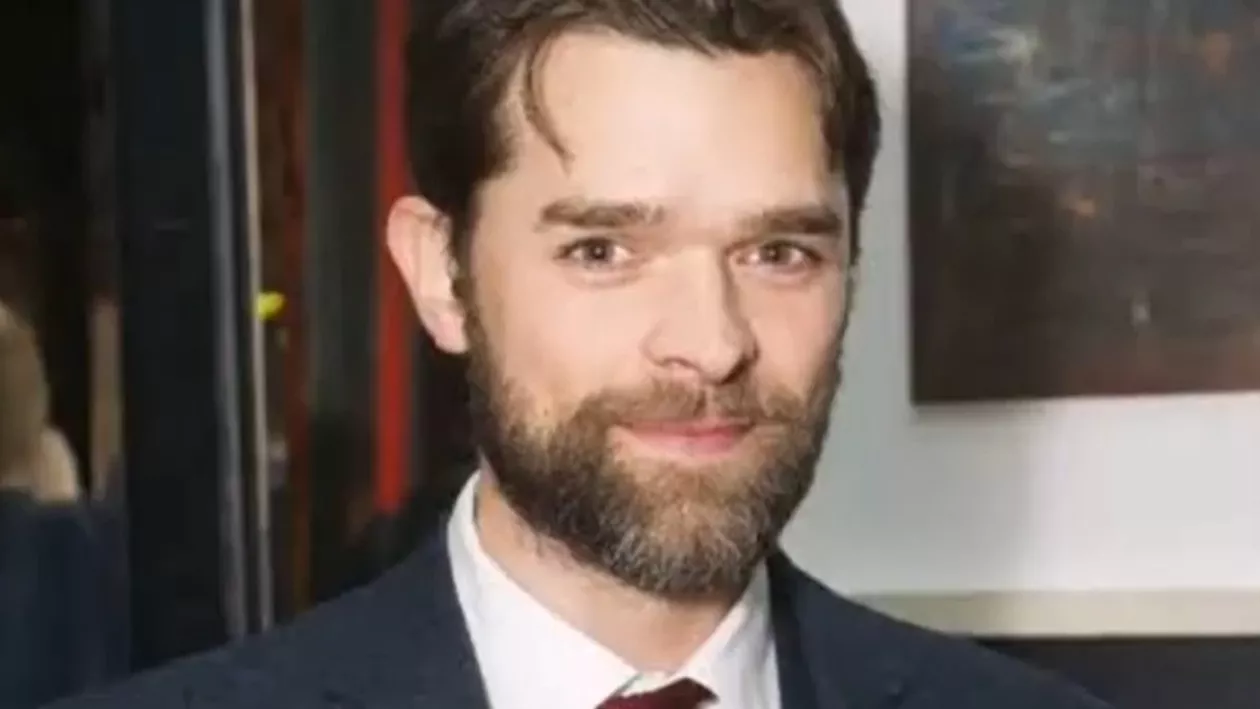 Actorul Chris Peluso, care a jucat în Mamma Mia! și Wicked, a murit la 38 de ani, după ce s-a luptat cu o tulburare schizoafectivă debilitantă