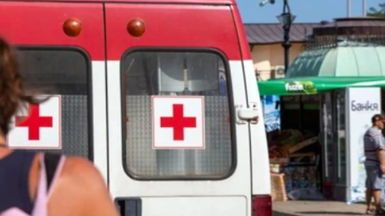 Un băiețel român a murit înecat pe litoralul din Bulgaria / Curenții și valurile puternice l-au tras în larg, sub ochii mamei sale