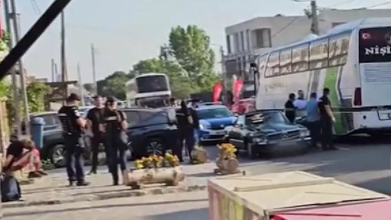 Mesajele polițiștilor, după accidentul de la 2 Mai: ”Nu ne-au lăsat să acționăm absolut deloc! Trebuia doar să asigurăm fluență demnitarilor care veneau în vacanță la Constanța”