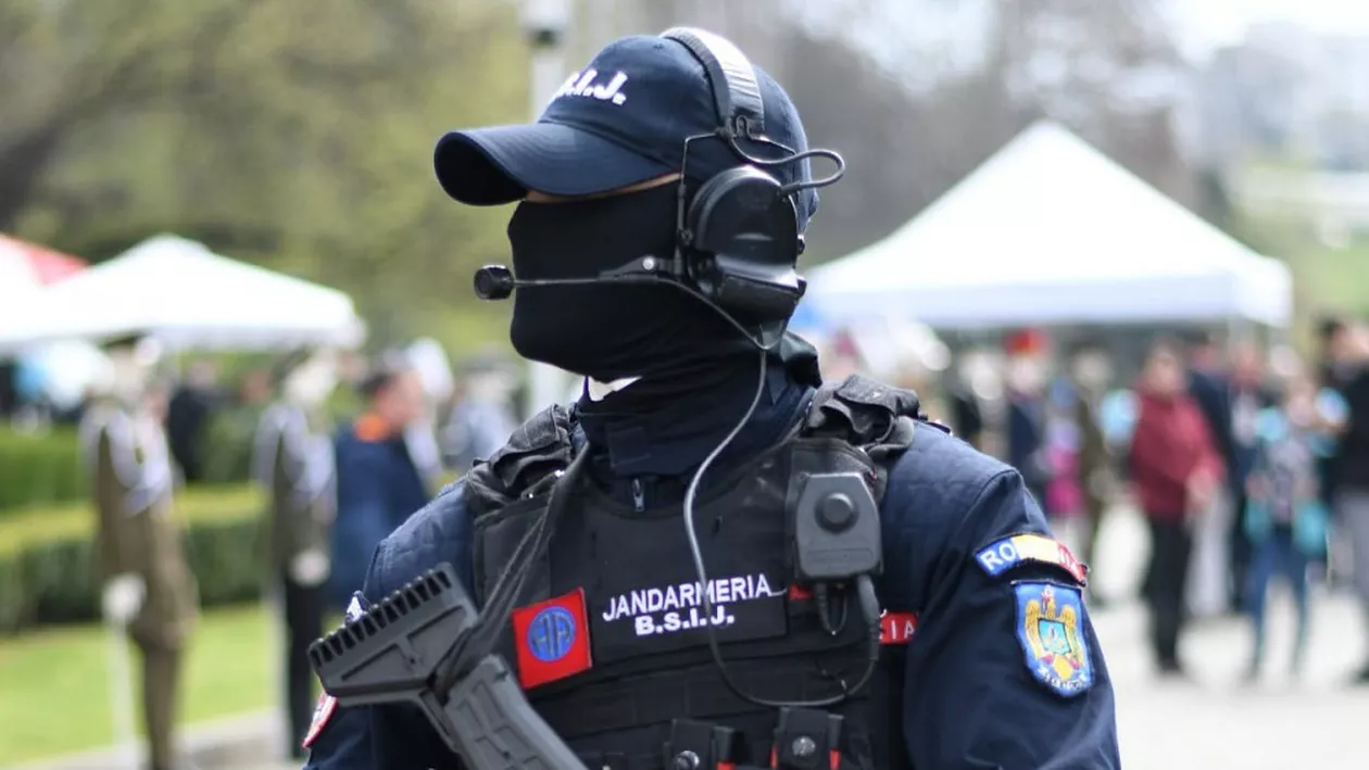 Un jandarm și-a salvat vecina care se spânzurase: „Am simțit mult timp mirosul de pudră de pe fața fetei”