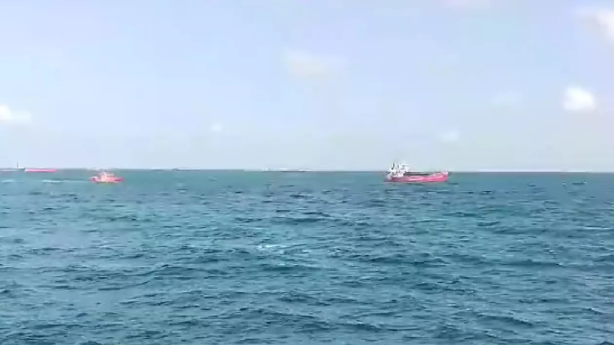Cargoul din Sulina a început să se scufunde. Explozia, posibil provocată de o eroare umană