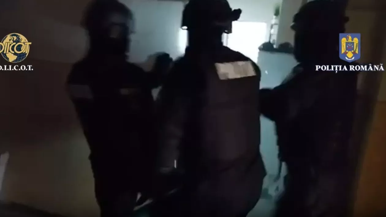Zeci de percheziții, în opt județe. Mai multe persoane sunt cercetate pentru constituirea unui grup infracțional organizat, înșelăciune și spălarea banilor