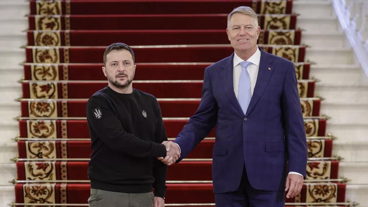 Prima reacție a lui Klaus Iohannis, după atacul din Odesa, unde erau Zelenski şi premierul Greciei: România îşi exprimă deplina solidaritate cu poporul ucrainean şi reafirmă sprijinul ferm pentru Ucraina, atât timp cât este nevoie