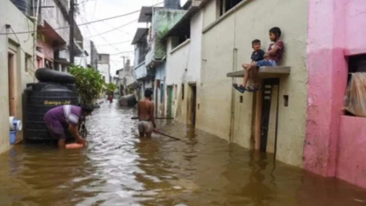 India se confruntă cu inundații devastatoare: „23 de soldaţi sunt daţi dispăruţi, iar mai multe vehicule au fost scufundate”