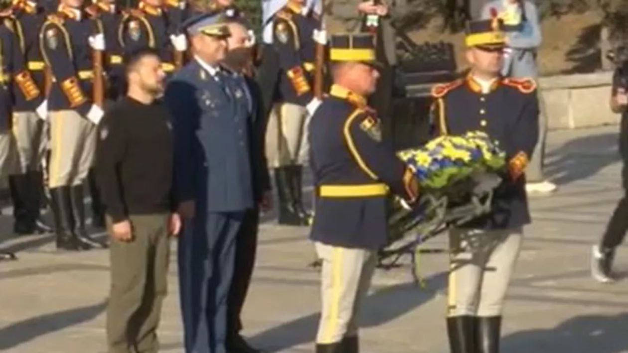 Președintele Ucrainei a depus o coroană la Monumentul Eroilor din Parcul Carol (VIDEO)
