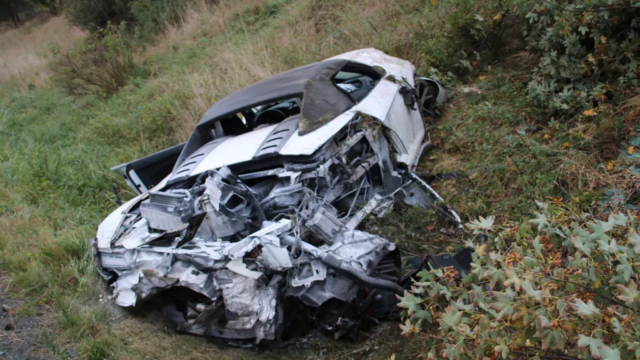 Un șofer drogat a făcut praf un Audi de 540 de cai putere, pe autostrada A9, în Germania