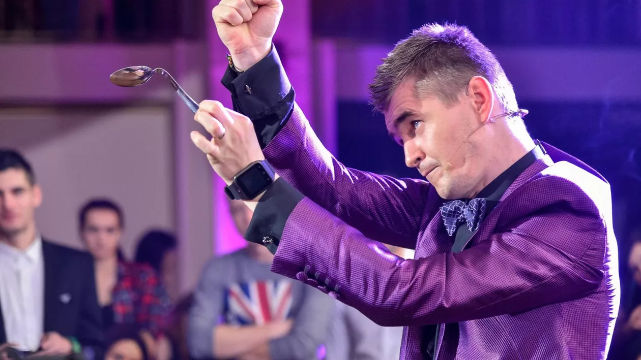 Ce s-a ales de mentalistul Cristian Gog, câștigătorul sezonului 2 „Românii au talent”: „Sunt angajat la...”