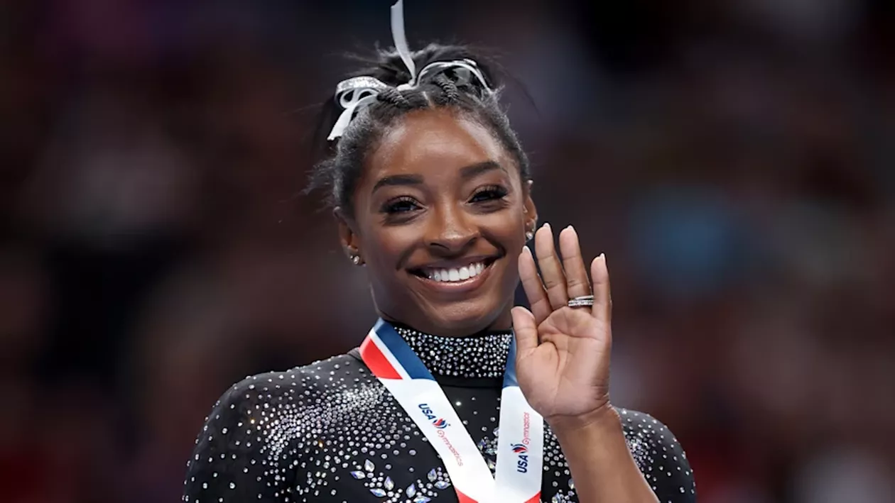 Simone Biles scrie istorie: Gimnasta a devenit prima femeie care execută cu succes săritura cu dublă piruetă Yurchenko