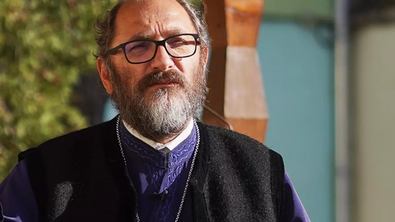 Părintele Constantin Necula, despre ce înseamnă cu adevărat Postul Crăciunului: „Este modul de a întâmpina existența lui Dumnezeu cu propria existență”