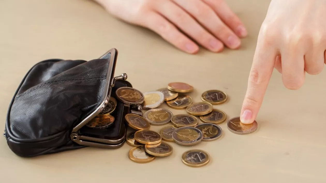 Descoperirea în valoare de 15.000 de euro făcută de un român / Ce a găsit la coșul de gunoi, în Italia