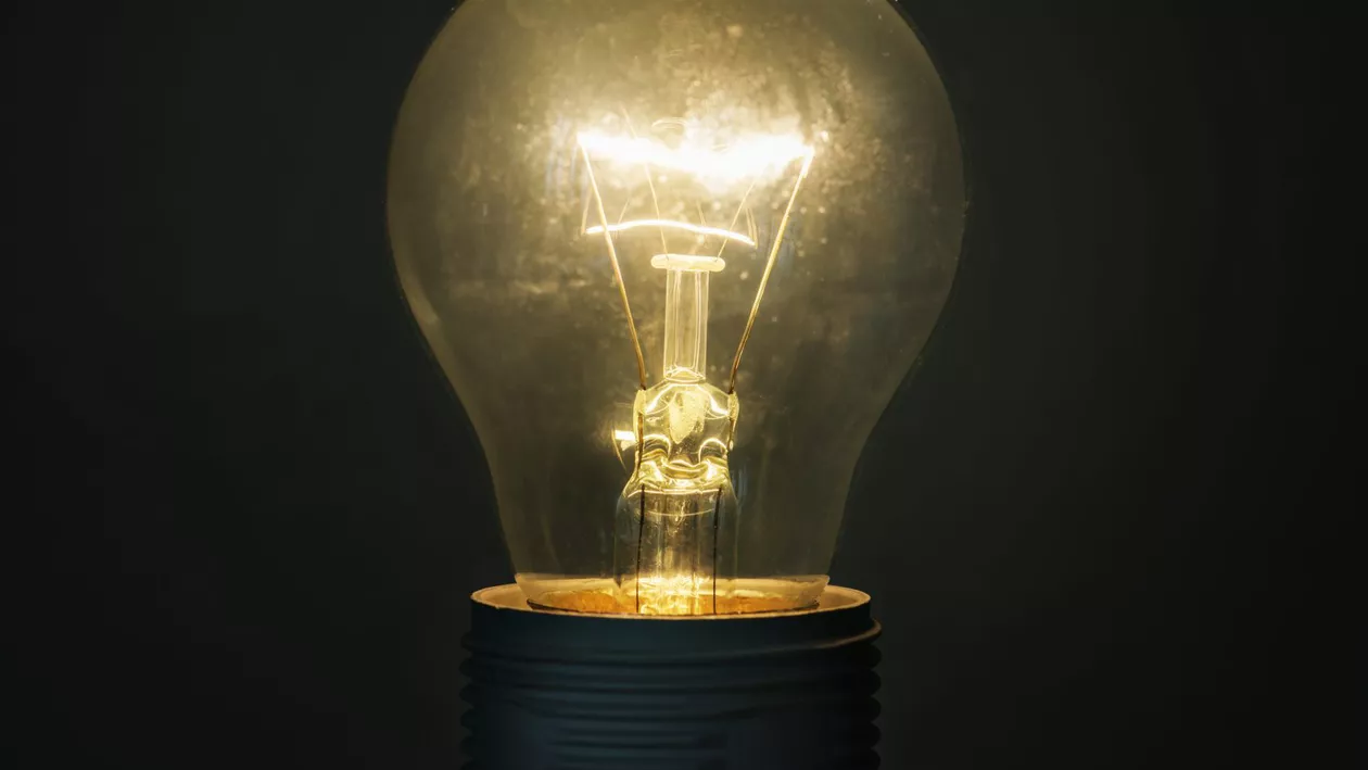 România ar putea oricând să se confrunte cu o pană totală de curent. Cel mai grav scenariu în caz de blackout: „O disfuncţionalitate totală”