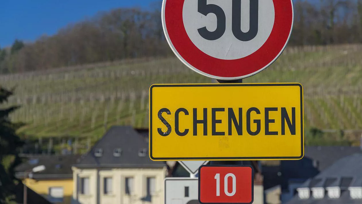 Ce soluții are România dacă anul acesta nu intră în Schengen. Europarlamentar bulgar: „Ar trebui să luăm în considerare posibilitatea de a deschide granițele”