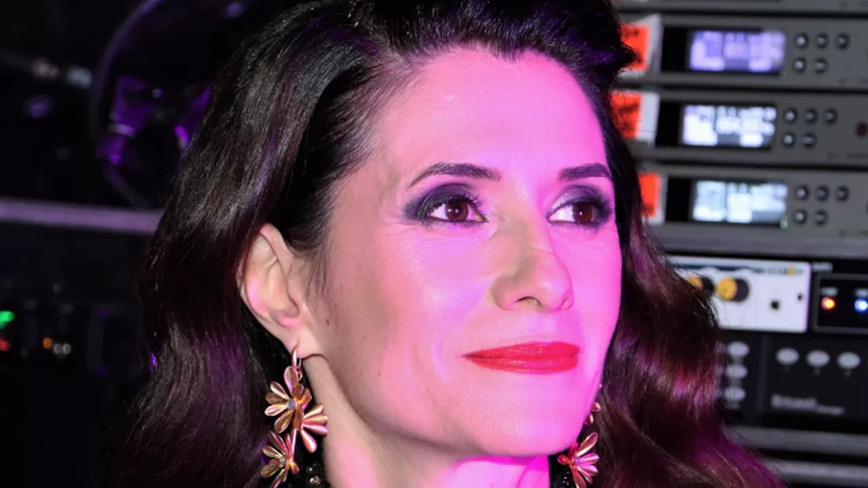 Este doliu în familia Iulianei Tudor! Mama prezentatoarei a decedat: „A fost o femeie cu totul specială”